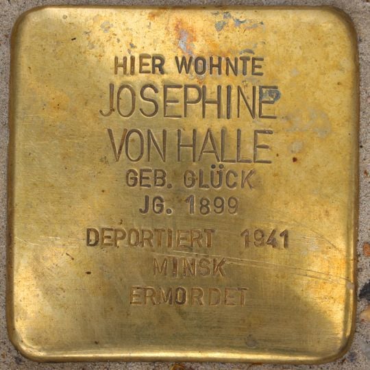 Stolperstein dedicated to Josephine von Halle