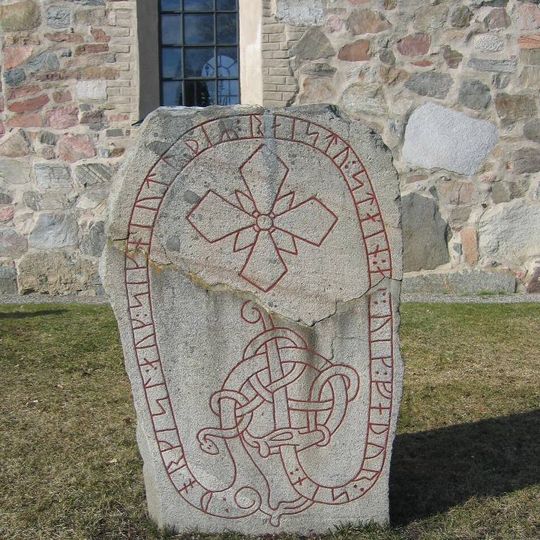 Upplands runinskrifter 47