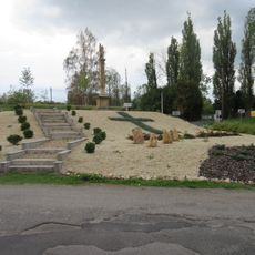 Mariánský sloup na rozcestí v Okrouhlické ulici v Mimoni