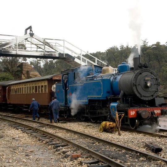 Cooerwull railway footbridge