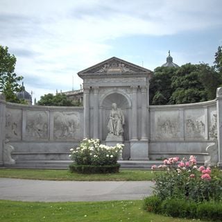 Grillparzer monument