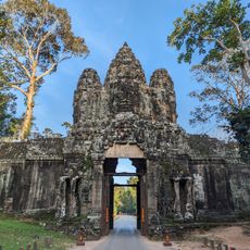 Victory Gate ( East Gate )