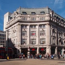 261-271, Regent Street W1