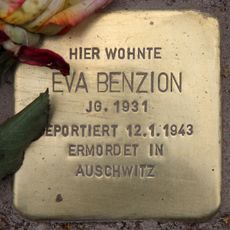 Stolperstein en memoria de Eva Benzion