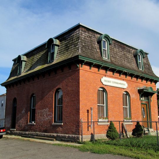 Willimantic Freight House and Office