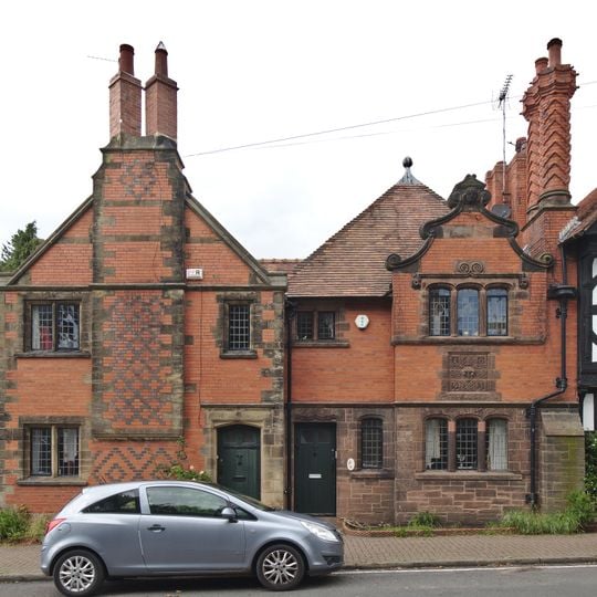 6 & 7 Neston Road, Thornton Hough