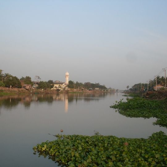 Khlong Phraya Banlue