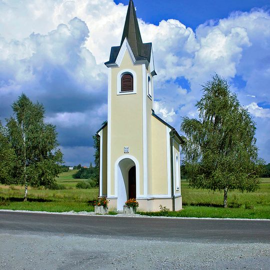 Kapela sv. Duha, Večeslavci
