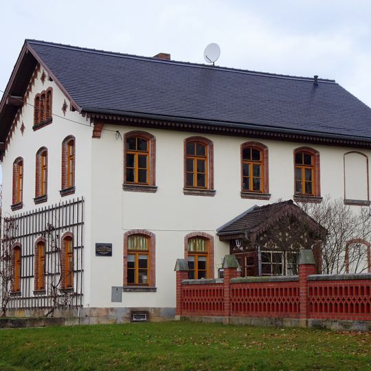 Aloys-Scholze-Straße 4