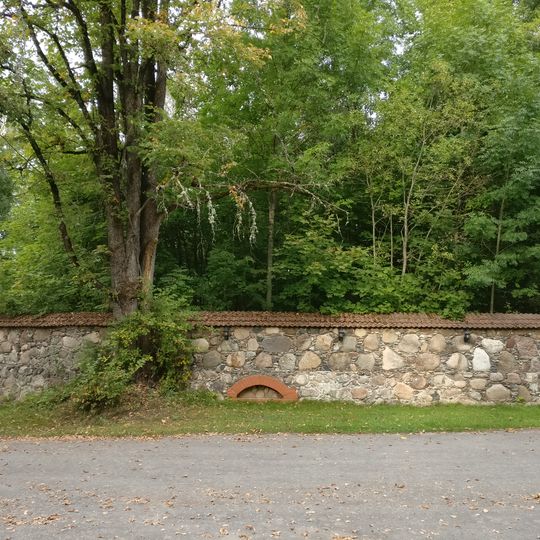 Ļaudonas viduslaiku kapsēta