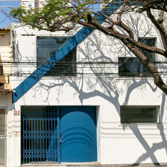 Imóvel à Rua Conceição Veloso, nº 212