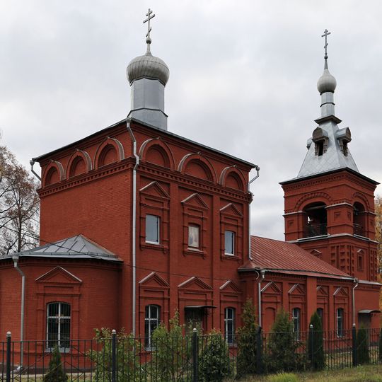 Церковь Введения Богородицы во храм с колокольней