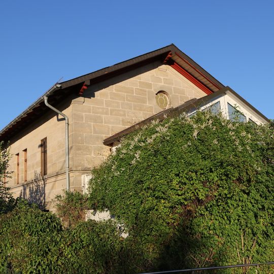 Ehemaliges Stationsgebäude in Winkelhaid