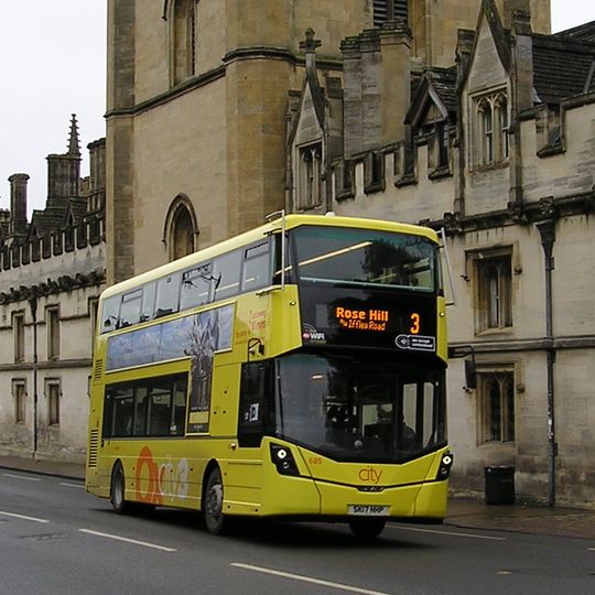 Magdalen College, Range On The High Street