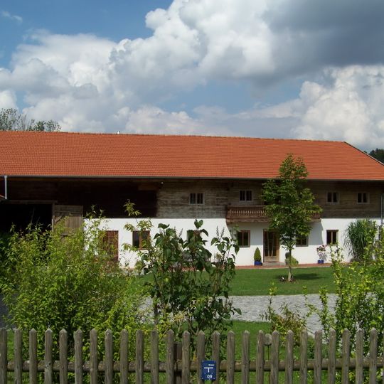 Ehemaliges Hafneranwesen mit Heuboden