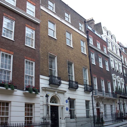 10, Hertford Street W1