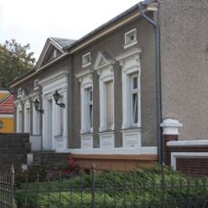 Hofanlage mit ehem. Bauerngarten: Wohnhaus mit Einfriedung Alt-Blankenburg 48