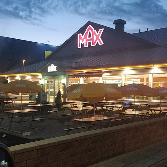 Max Burgers