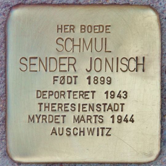 Stolperstein à la mémoire de Schmul Sender Jonisch