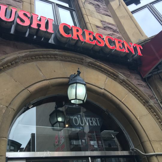 Sushi Crescent