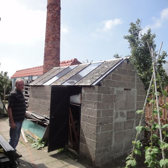 Tuindersbedrijf Sonnehoeck: ketelhuis aan de noordzijde terrein van tuindersbedrijf Sonnehoeck
