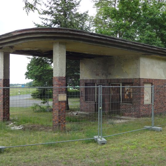 Tankstelle - Wolziger Chaussee