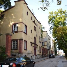 Kolónia Krajinské domky, dom bytový