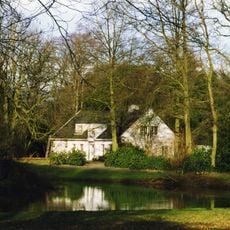 Soeterbeek: dienstwoning annex garage, met schuur