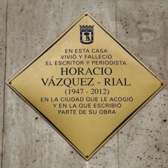 Commemorative plaque to Horacio Vázquez-Rial