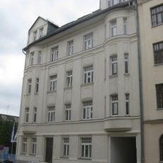 Mietshaus in halboffener Bebauung; Gießerstraße 11