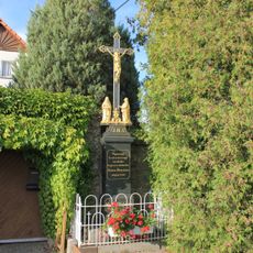 Betkreuz mit Kreuzigungsgruppe Lehngutweg 5 (vor)