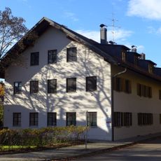 Zweigeschossiges Satteldachhaus