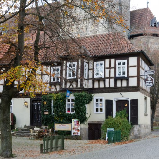 Walmdachhaus