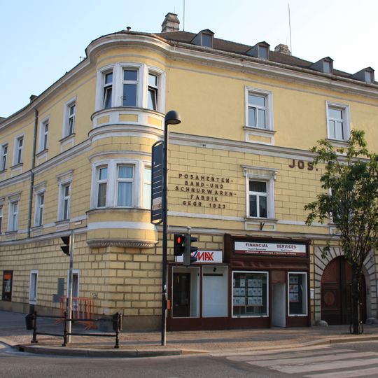 Wohn- und Geschäftshaus, Stefsky-Haus