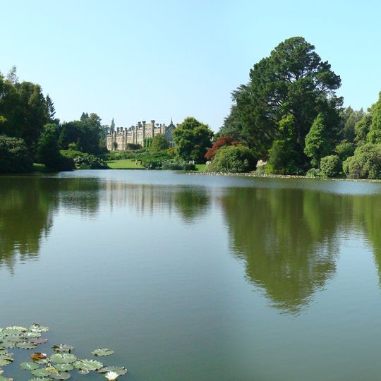 Sheffield Park Garden