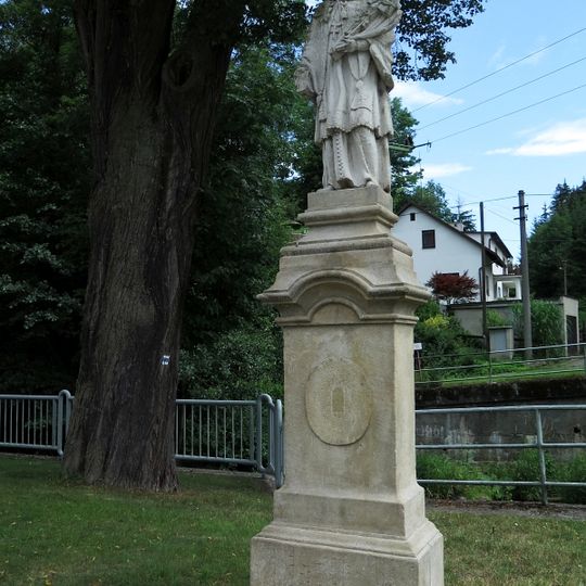 Sochy svatého Jana Nepomuckého a svatého Václava