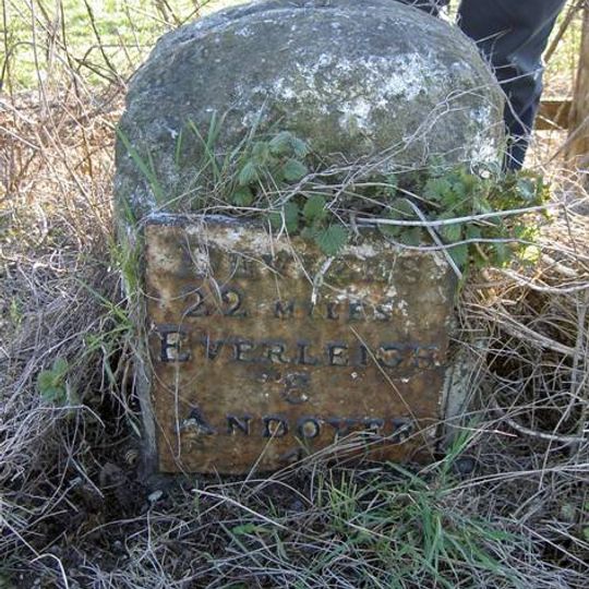 Milestone, Fyfield Lane