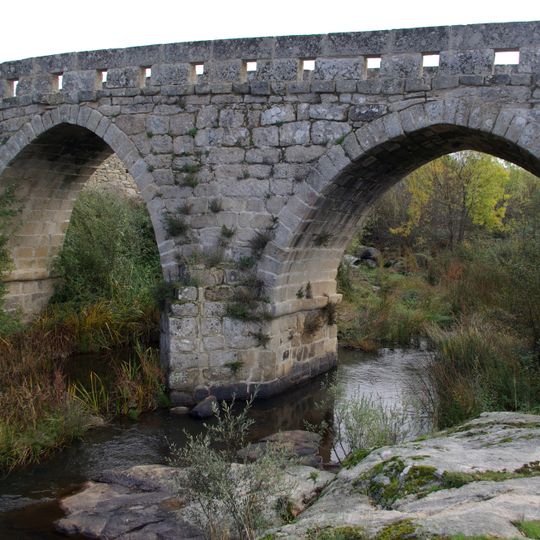 Ponte sobre o rio Aguiar