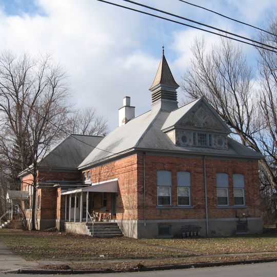 Escuela Avenida Adelaide