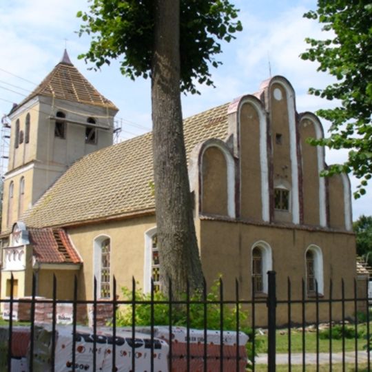 Kościół ewangelicki, ob. rzym.-kat. św. Andrzeja Boboli, wraz z cmentarzem przykościelnym