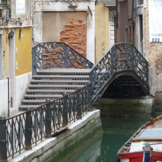 Ponte de la Malvasia Vecchia