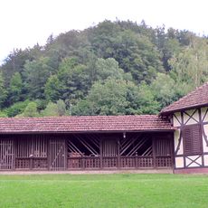 Kegelbahn mit Pavillon