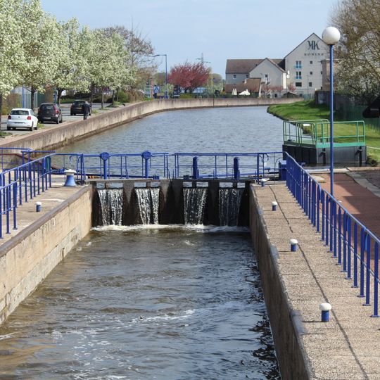 Écluse de Montceau
