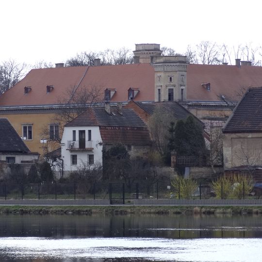 Dolní Beřkovice Castle