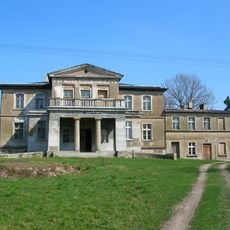 Palace in Lachmirowice