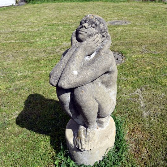 Sculpture in front of the Theater am Park