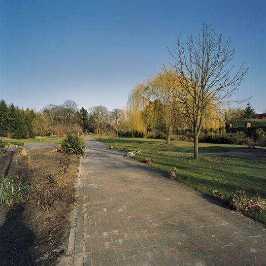 Heilig Hartklooster: kloostertuin met park