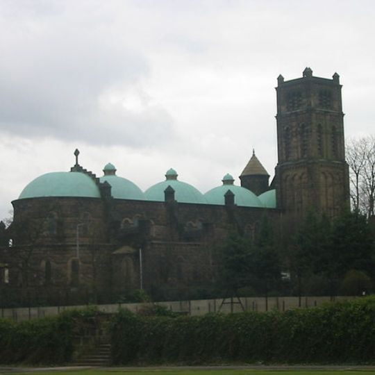 Roman Catholic Church of the Sacred Heart and Attached Railings