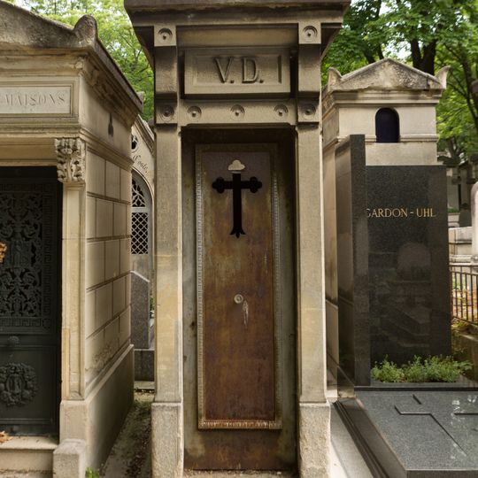 Tombeau de Valbray-Damour