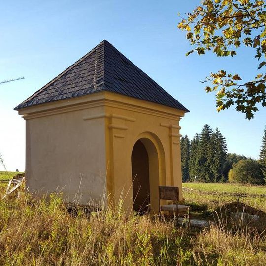 Kaplička severně od Kosmové